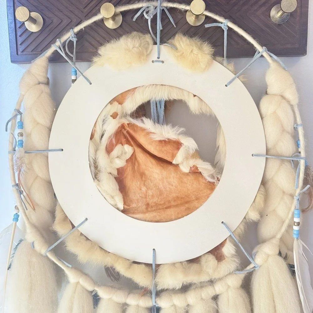 Vintage‎ Native Large Dream Catcher Wall Hanging Fur Feathers 41